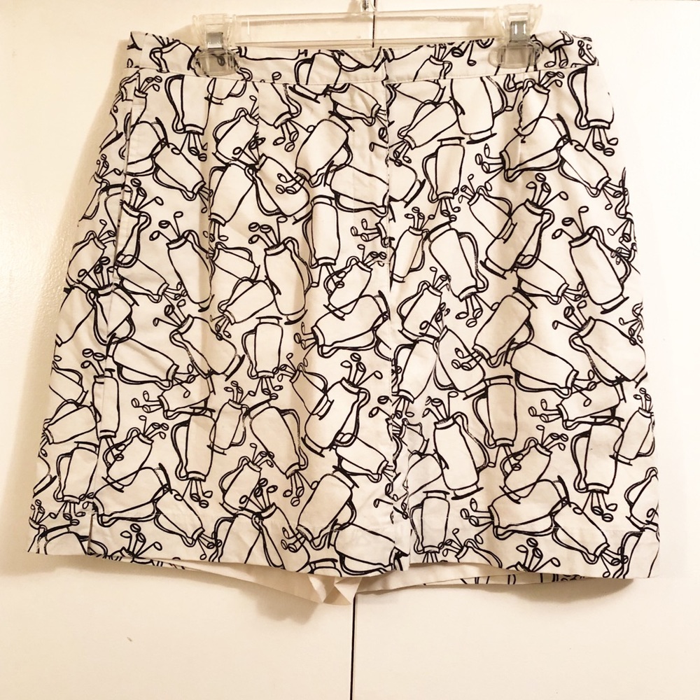 Liz Claiborne Golf Skort with Golf Clubs Print